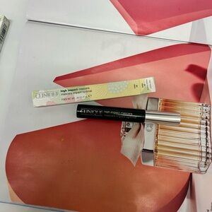 Clinique High Impact Optimal impact Mascara - .28 oz - 01 Black new